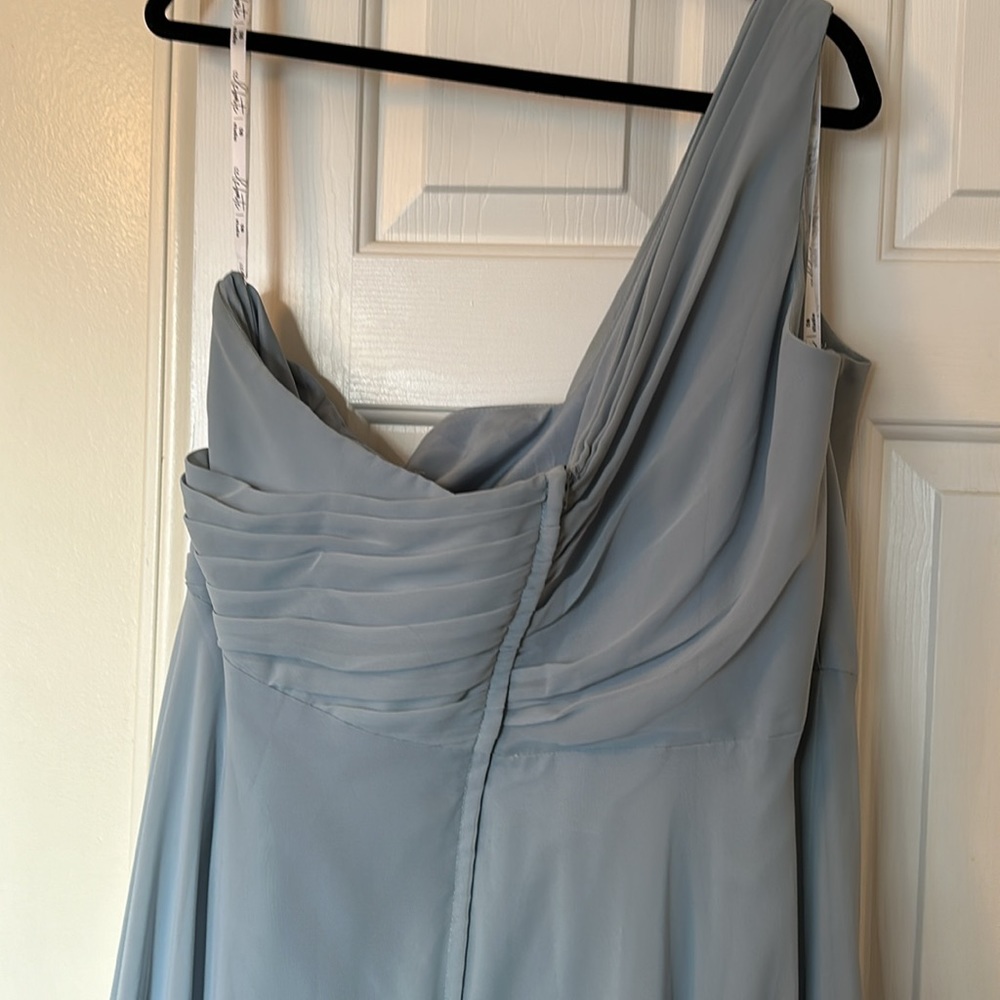 David’s Bridal Bridesmaid Dress- plus size - Picture 8 of 10